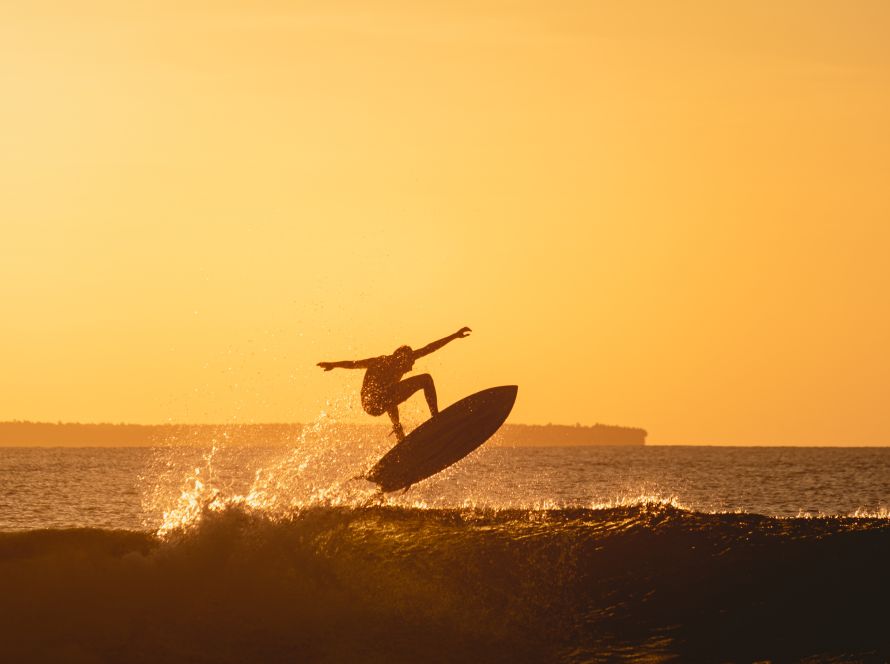 Réparation planche de surf : guide complet pour réparer votre board